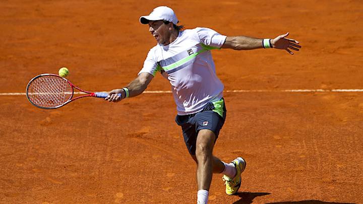 Berlocq, Klizan win three-set matches to reach round two in Nice