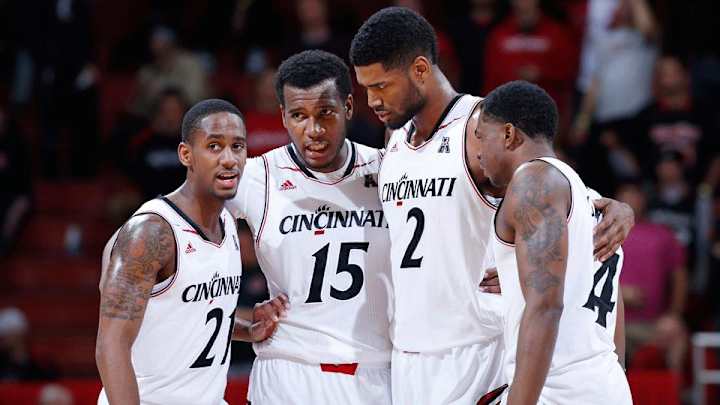 Cincinnati Bearcats C Jamaree Strickland will transfer from team