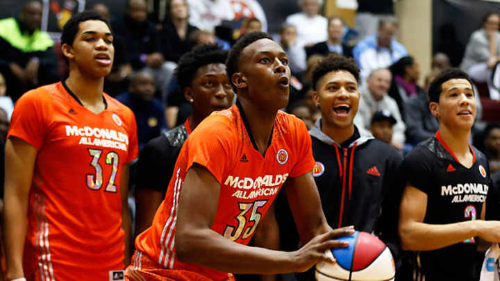 Top recruit Myles Turner commits to the Texas Longhorns