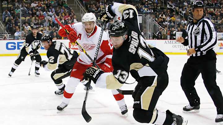 Red Wings, Rangers, Lightning must deal with early injury issues