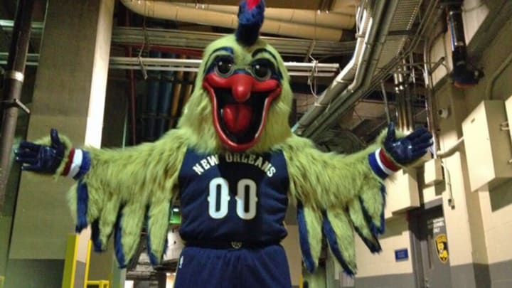 Pierre the Pelican to Get Reconstructive Beak Surgery, Stop Horrifying Children Pierre the Pelican to Get Reconstructive Beak Surgery, Stop Horrifying Children