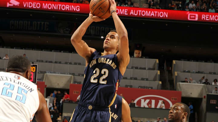 Report: Point guard Brian Roberts signs two-year, $5.5 million deal with Hornets Report: Point guard Brian Roberts signs two-year, $5.5 million deal with Hornets