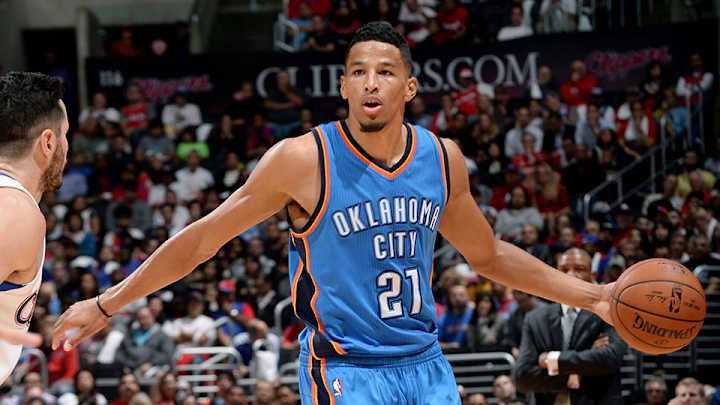 Thunder guard Andre Roberson leaves game with foot sprain Thunder guard Andre Roberson leaves game with foot sprain