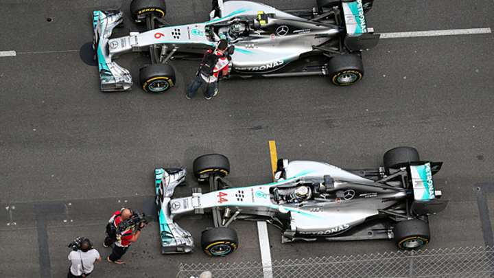 Trying times for Mercedes F1 teammates Rosberg, Hamilton