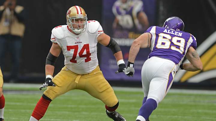 San Francisco 49ers extend Joe Staley through 2019