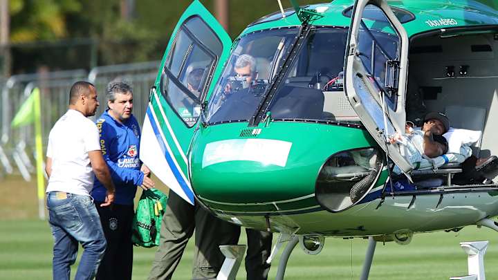 FC Barcelona: Neymar progressing from fractured vertebra 'very well'