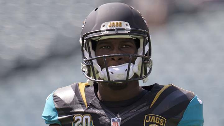 Jaguars coach Gus Bradley criticizes rookie receivers for mental errors