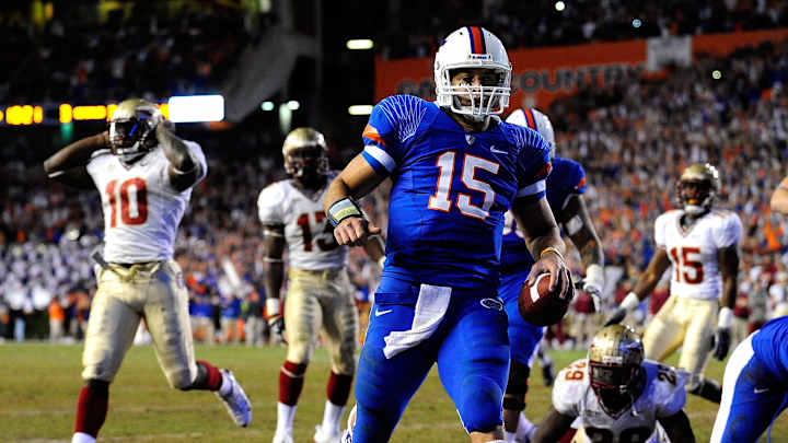 Tim Tebow buys house in Florida, neighbors not worried about parties