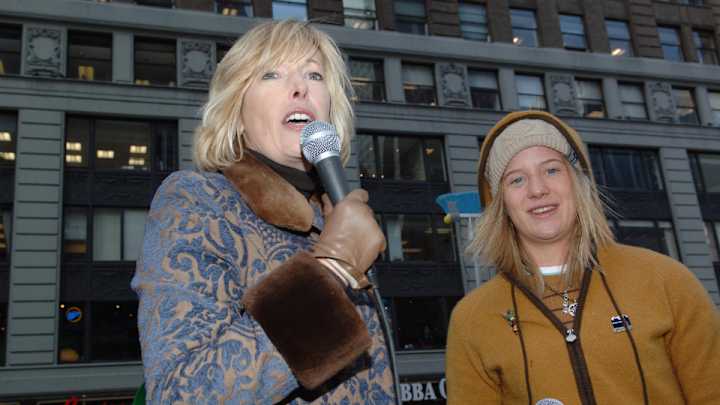 NFL names Dawn Hudson new chief marketing officer