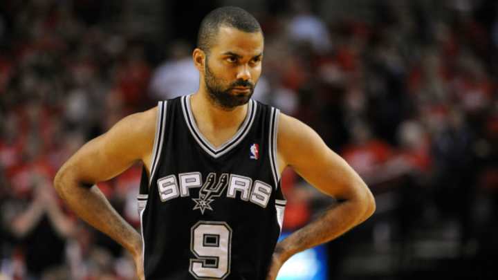 Spurs' Tony Parker leaves game with hamstring injury