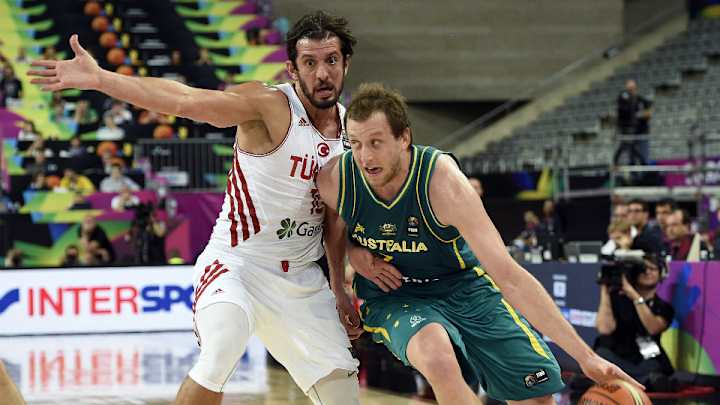 Report: Clippers sign Australian forward Joe Ingles