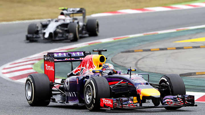 F1's Sebastian Vettel rebounds with masterful Spanish GP