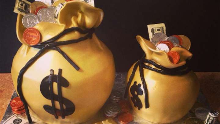 Johnny Manziel's birthday included a giant money cake