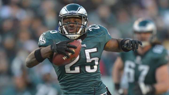 Eagles' LeSean McCoy confirms 20 cent tip, says it was deserved Eagles' LeSean McCoy confirms 20 cent tip, says it was deserved