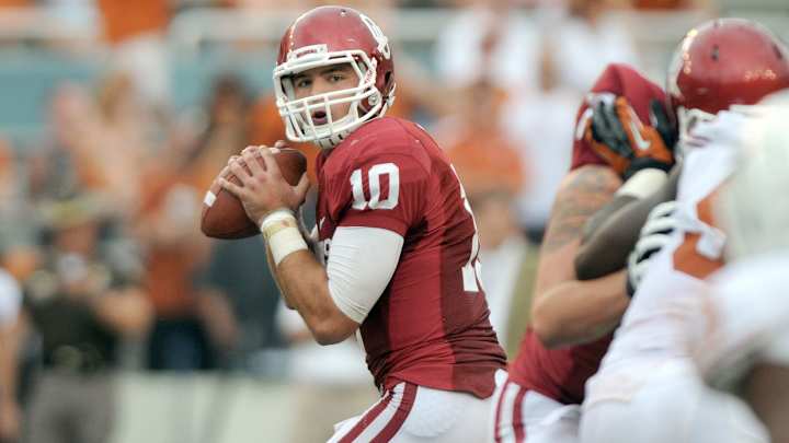 Report: Oklahoma TE Blake Bell taking snaps at QB