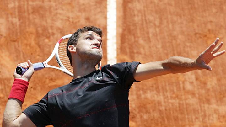 Top-seeded Grigor Dimitrov wins Bucharest final in straight sets