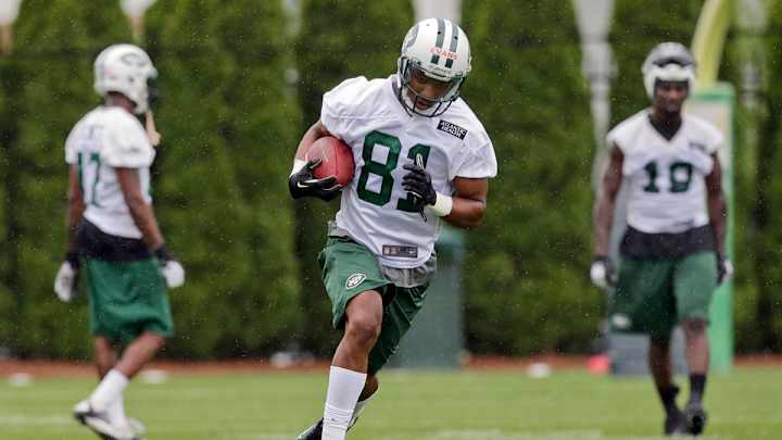 Report: Shoulder injury could cause Jets WR Shaq Evans to miss season Report: Shoulder injury could cause Jets WR Shaq Evans to miss season