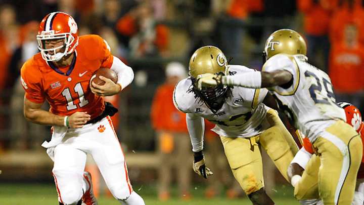 Clemson quarterback Chad Kelly dismissed for 'conduct detrimental to program'