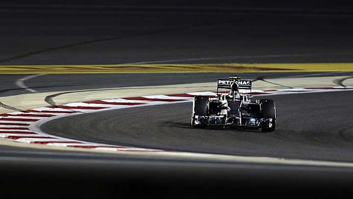 Nico Rosberg gets pole position at Bahrain Grand Prix