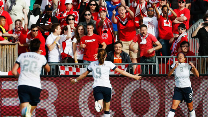 Canadian-born U.S. women's star Sydney Leroux at center of border rivalry Canadian-born U.S. women's star Sydney Leroux at center of border rivalry