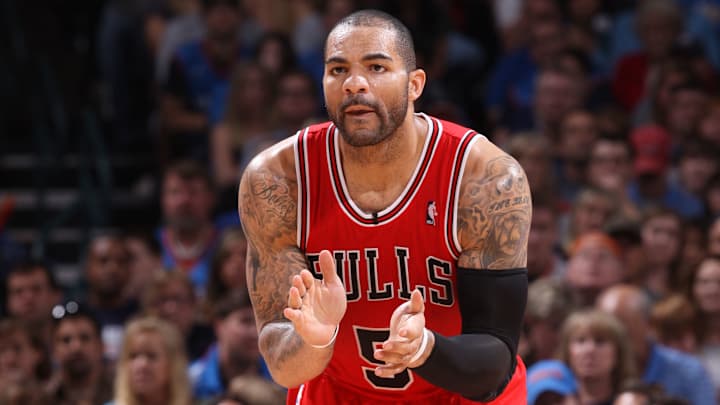 Carlos Boozer says he expects to start for the Lakers