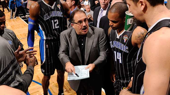 Report: Stan Van Gundy agrees to 5-year deal to be head coach, president of Pistons