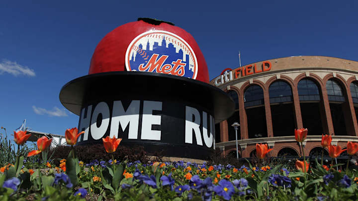 Mets writer notes team hasn't balked all year, pitcher promptly balks Mets writer notes team hasn't balked all year, pitcher promptly balks