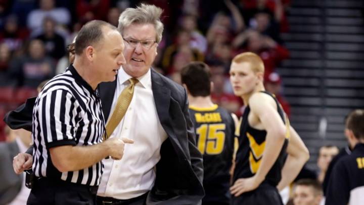 Iowa coach Fran McCaffery apologizes for outburst
