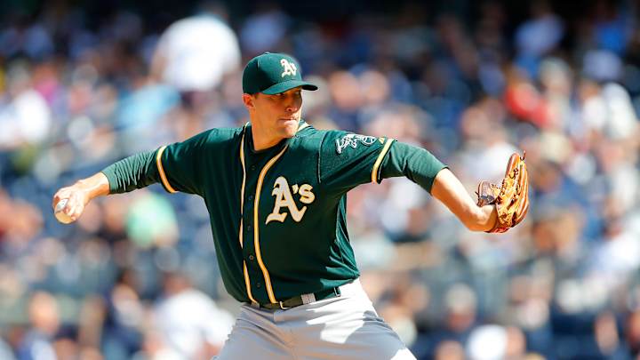 Report: Tigers sign reliever Jim Johnson to minor league deal