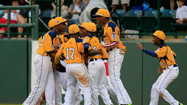 Chicago defeats Las Vegas to win LLWS U.S. title