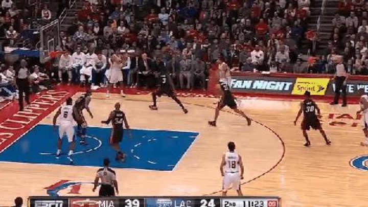 Video: Clippers' Hedo Turkoglu breaks his own ankles during loss to Heat
