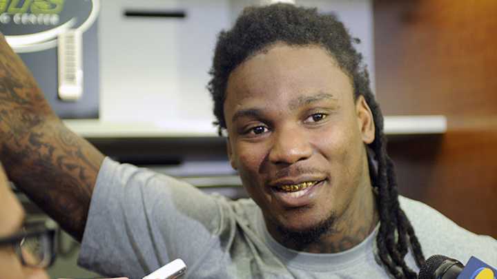 New York Jets' RB Chris Johnson skipping OTAs to heal torn meniscus