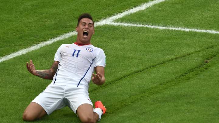 Queens Park Rangers add forward Eduardo Vargas on loan from Napoli