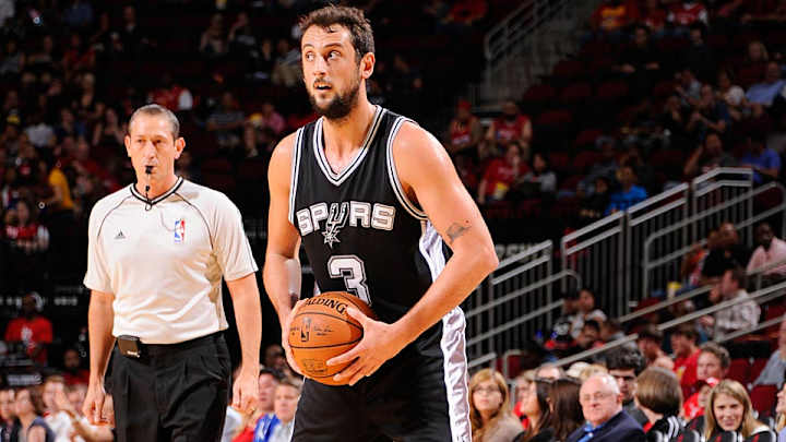 Watch: Spurs guard Marco Belinelli posterizes Sixers' Henry Sims