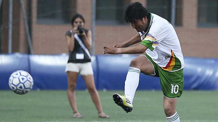 Bolivian soccer club signs president Evo Morales as player