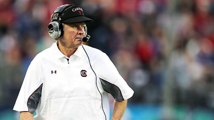 Report: South Carolina coach Steve Spurrier to receive raise, extension