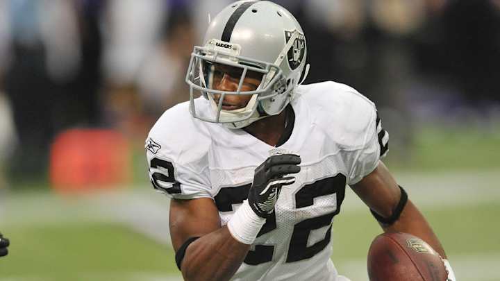 Raiders CB Taiwan Jones has foot injury, could be out 'a while'