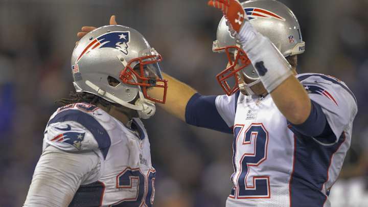 Tom Brady greets LeGarrette Blount's return to Patriots with high five video
