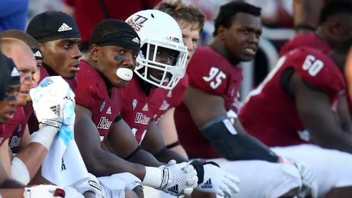 WATCH: Vanderbilt DL hugs UMass kicker who missed late field goal