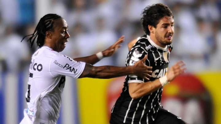 Corinthians trades striker Alexandre Pato to Sao Paulo for Jadson