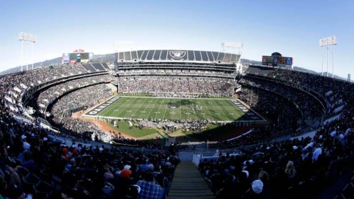 Raiders owner: 2014 is Oakland's 'last chance' to keep team