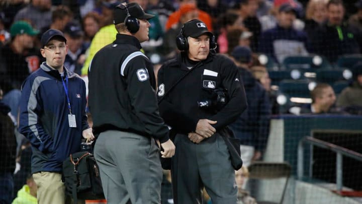 Report: Seventh umpire added to MLB championship rotation