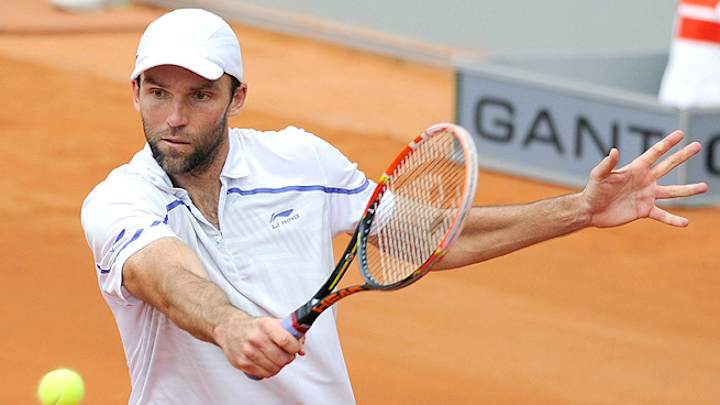 Karlovic downs defending champ Monaco in Duesseldorf Open