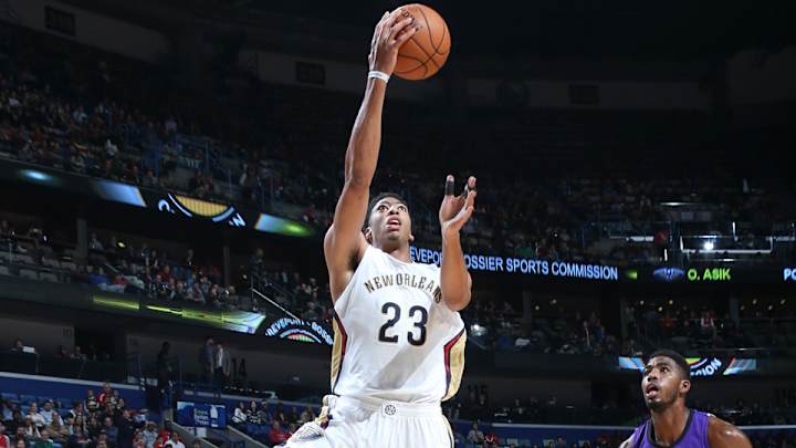 Watch: Pelicans' Anthony Davis runs the floor for an impressive layup