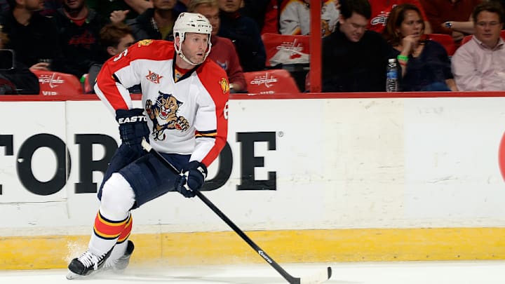 Ryan Whitney signs one-year deal with HC Sochi of KHL