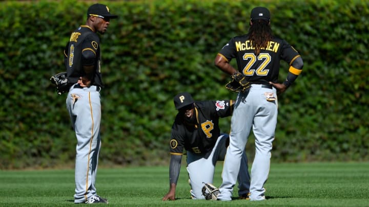 Pirates utility man Josh Harrison leaves game with ankle injury Pirates utility man Josh Harrison leaves game with ankle injury