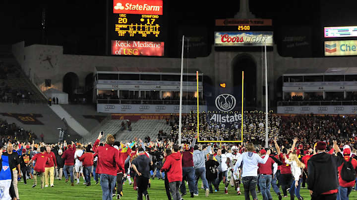 Security guard sues USC after being trampled at 2013 game vs. Stanford