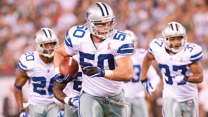 Cowboys' Sean Lee reportedly tore his ACL during OTA