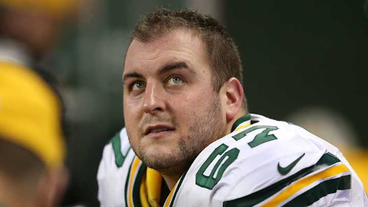 Report: Green Bay Packers OT Don Barclay tears ACL in practice