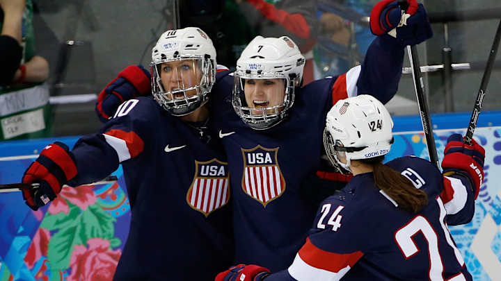 US beats Swiss 9-0 in Olympic women's hockey US beats Swiss 9-0 in Olympic women's hockey